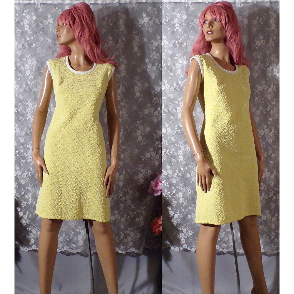 Vintage 60s Yellow Mod Shift Dress Medium Go Go Space Age Twiggy Costume